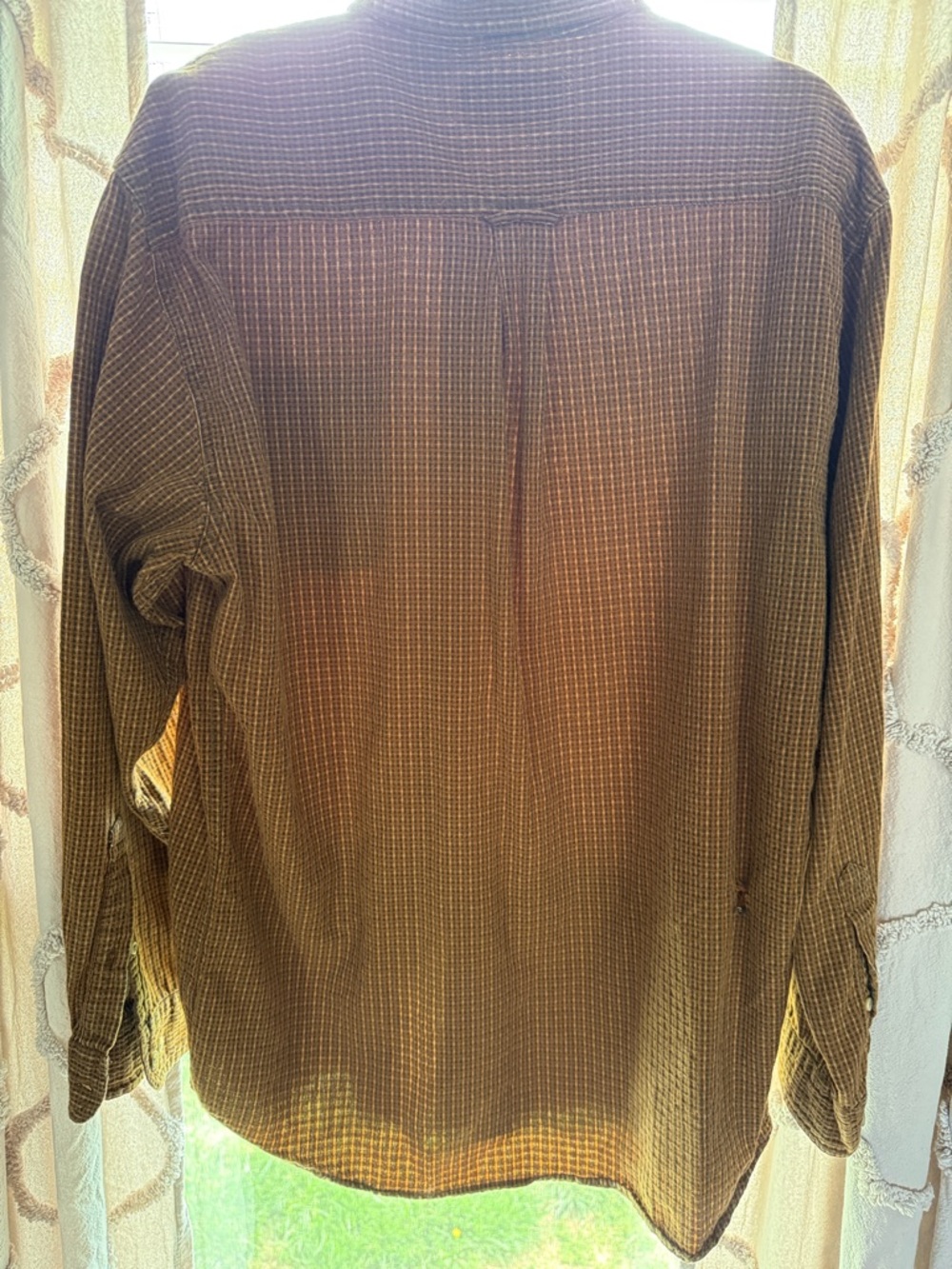 Redhead Men's Brown Plaid Button-Down Shirt - Picture 4 of 4